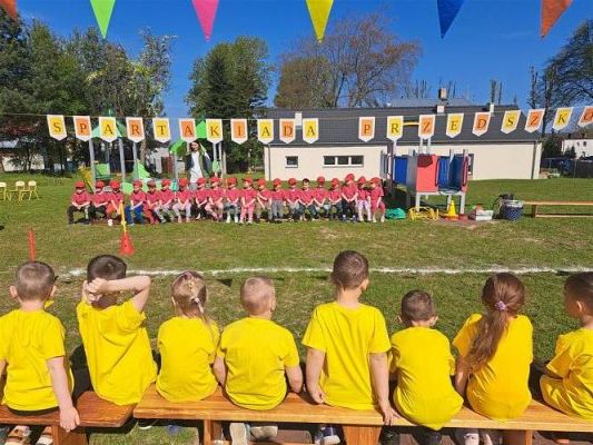 Grafika #9: 11.05.2023 Spartakiada Przedszkolaka - Średniaki z Charbrowa kontra Średniaki z Wicka