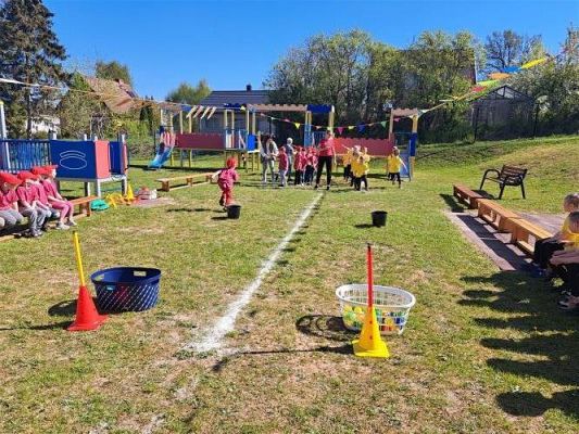 Grafika #17: 11.05.2023 Spartakiada Przedszkolaka - Średniaki z Charbrowa kontra Średniaki z Wicka