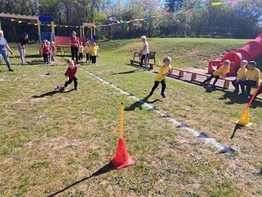 Grafika #27: 11.05.2023 Spartakiada Przedszkolaka - Średniaki z Charbrowa kontra Średniaki z Wicka