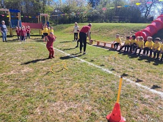 Grafika #34: 11.05.2023 Spartakiada Przedszkolaka - Średniaki z Charbrowa kontra Średniaki z Wicka