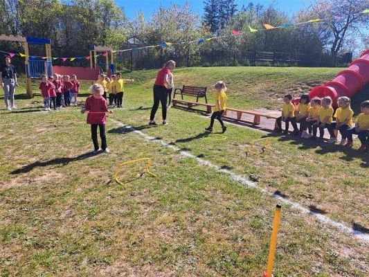 Grafika #37: 11.05.2023 Spartakiada Przedszkolaka - Średniaki z Charbrowa kontra Średniaki z Wicka