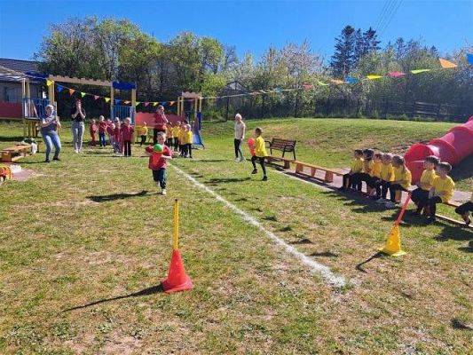 Grafika #43: 11.05.2023 Spartakiada Przedszkolaka - Średniaki z Charbrowa kontra Średniaki z Wicka