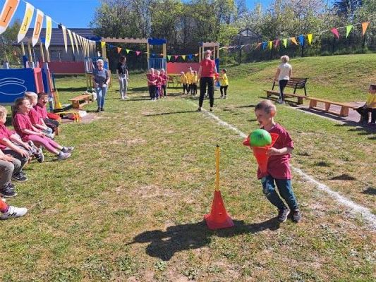 Grafika #47: 11.05.2023 Spartakiada Przedszkolaka - Średniaki z Charbrowa kontra Średniaki z Wicka