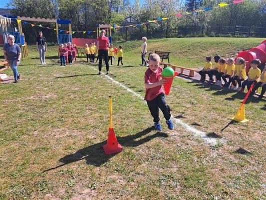 Grafika #48: 11.05.2023 Spartakiada Przedszkolaka - Średniaki z Charbrowa kontra Średniaki z Wicka