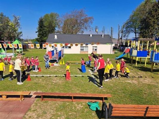 Grafika #51: 11.05.2023 Spartakiada Przedszkolaka - Średniaki z Charbrowa kontra Średniaki z Wicka