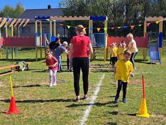 Grafika #55: 11.05.2023 Spartakiada Przedszkolaka - Średniaki z Charbrowa kontra Średniaki z Wicka