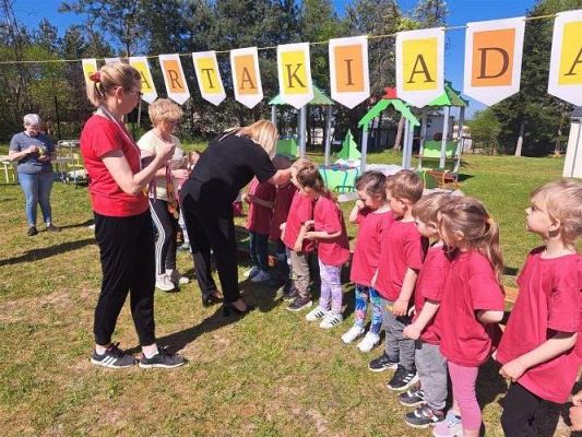 Grafika #65: 11.05.2023 Spartakiada Przedszkolaka - Średniaki z Charbrowa kontra Średniaki z Wicka