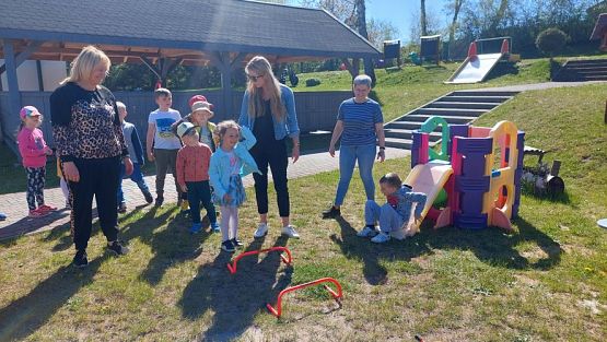 Grafika #36: 10.05.2023 Fotorelacja z zabaw sportowych z Seniorami