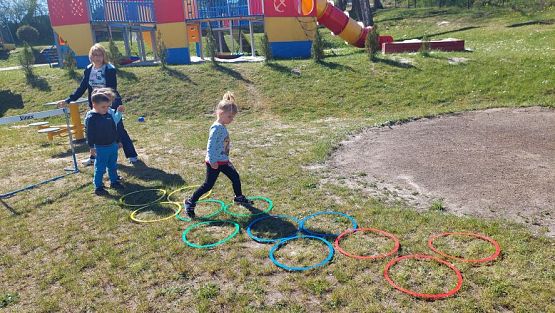 Grafika #37: 10.05.2023 Fotorelacja z zabaw sportowych z Seniorami