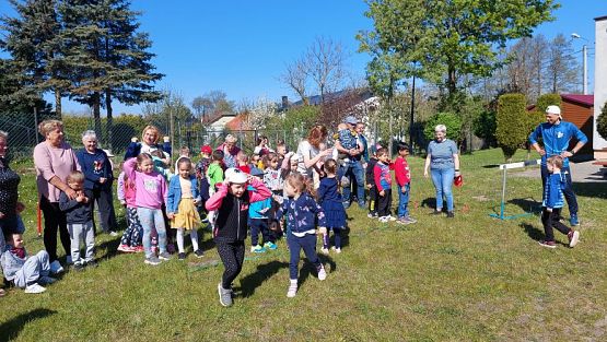 Grafika #66: 10.05.2023 Fotorelacja z zabaw sportowych z Seniorami