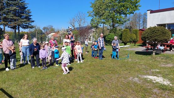 Grafika #70: 10.05.2023 Fotorelacja z zabaw sportowych z Seniorami