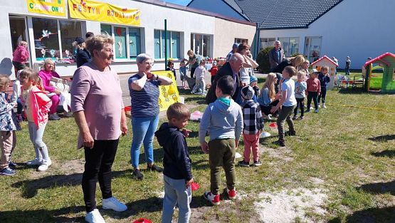 Grafika #75: 10.05.2023 Fotorelacja z zabaw sportowych z Seniorami