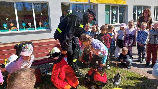 Grafika #13: 08.05.2023 Spotkanie ze Strażakami z OSP Wrzeście cz.II