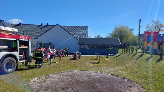 Grafika #39: 08.05.2023 Spotkanie ze Strażakami z OSP Wrzeście cz.II