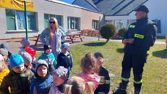 Grafika #4: 08.05.2023 Spotkanie ze Strażakami z OSP Wrzeście cz.I