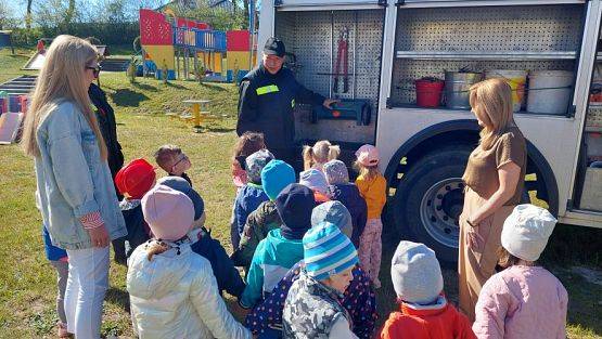 Grafika #8: 08.05.2023 Spotkanie ze Strażakami z OSP Wrzeście cz.I