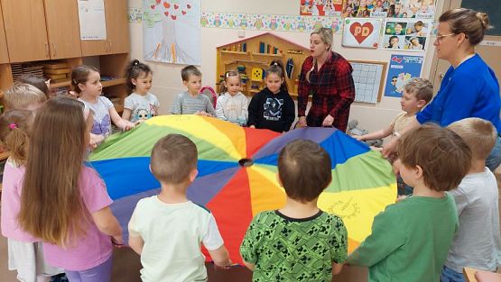 Grafika #23: 24.04.2023 Światowy Dzień Książki - spotkanie z Panią bibliotekarką