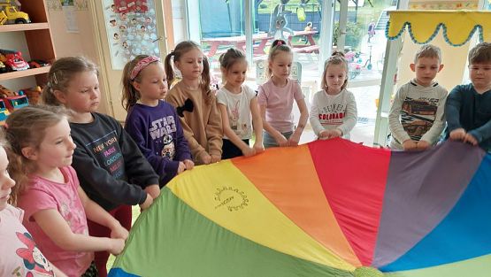 Grafika #69: 24.04.2023 Światowy Dzień Książki - spotkanie z Panią bibliotekarką