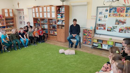 Grafika #13: 20.04.2023 Warsztaty z pierwszej pomocy