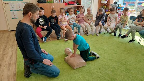 Grafika #52: 20.04.2023 Warsztaty z pierwszej pomocy