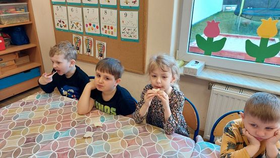 Grafika #2: 19.04.2023 Warsztaty kulinarne z mamą Huberta - gr II