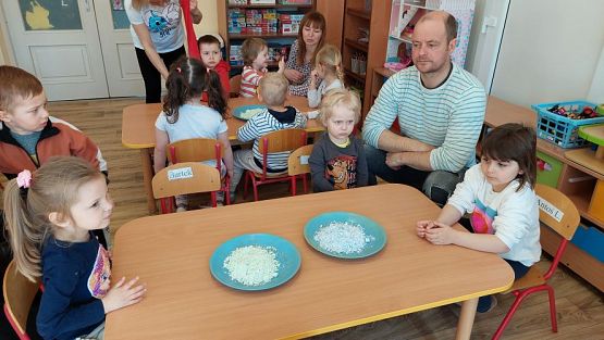 Grafika #36: 19.04.2023 Zajęcia otwarte dla rodziców dzieci z gr. I