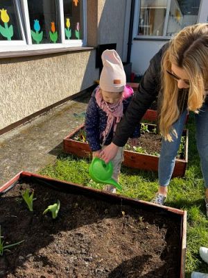 Grafika #26: 19.04.2023 Wiosenny ogródek