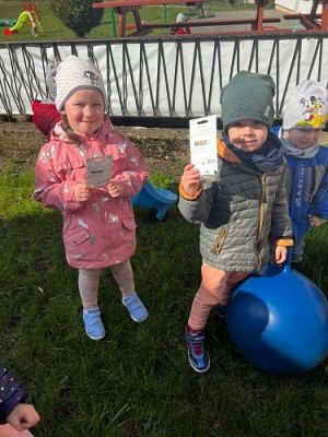 Grafika #37: 19.04.2023 Wiosenny ogródek