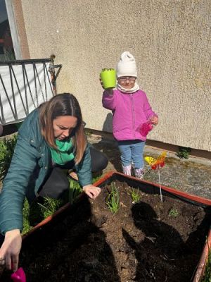 Grafika #43: 19.04.2023 Wiosenny ogródek