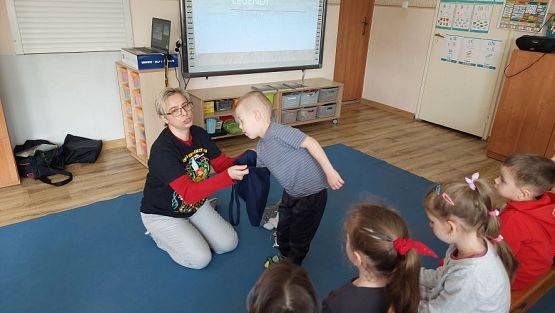 Grafika #15: 11.04.2023 Spotkanie z Panią Magdaleną Kubiak autorką legend pomorskich