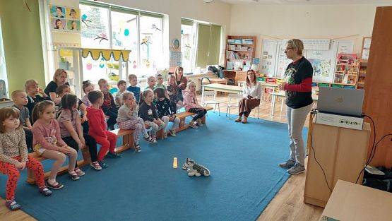 Grafika #23: 11.04.2023 Spotkanie z Panią Magdaleną Kubiak autorką legend pomorskich