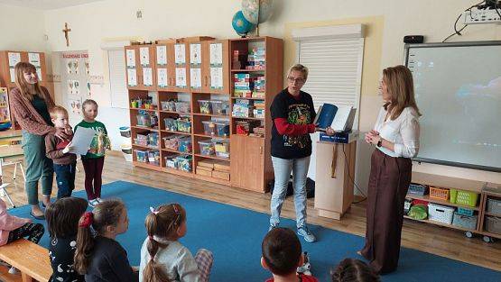 Grafika #27: 11.04.2023 Spotkanie z Panią Magdaleną Kubiak autorką legend pomorskich