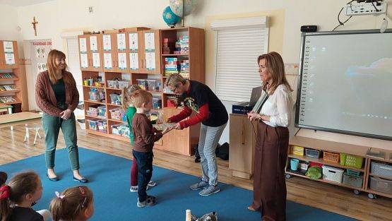 Grafika #29: 11.04.2023 Spotkanie z Panią Magdaleną Kubiak autorką legend pomorskich