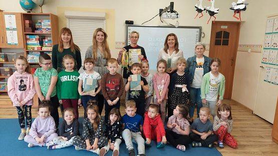 Grafika #33: 11.04.2023 Spotkanie z Panią Magdaleną Kubiak autorką legend pomorskich