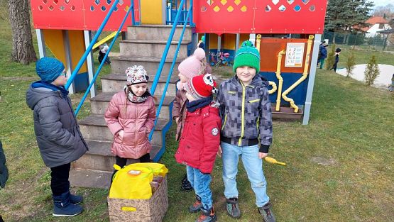 Grafika #31: 05.04.2023 Poszukiwania niespodzianek od Zajączka