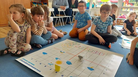 Grafika #48: 22.03.2023 Zajęcia otwarte dla rodziców w grupie III