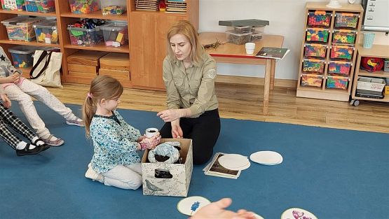 Grafika #19: 14.03.2023 Zajęcia edukacyjno-przyrodnicze z panią ze Słowińskiego Parku Narodowego