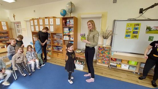 Grafika #43: 14.03.2023 Zajęcia edukacyjno-przyrodnicze z panią ze Słowińskiego Parku Narodowego