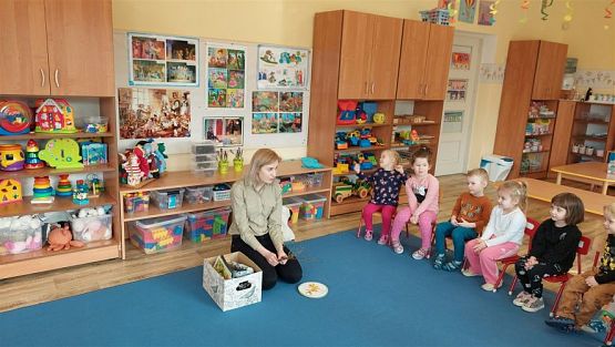 Grafika #46: 14.03.2023 Zajęcia edukacyjno-przyrodnicze z panią ze Słowińskiego Parku Narodowego