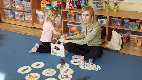 Grafika #56: 14.03.2023 Zajęcia edukacyjno-przyrodnicze z panią ze Słowińskiego Parku Narodowego