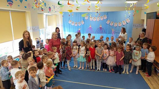 Grafika #55: 08 marca 2023 Dzień Kobiet