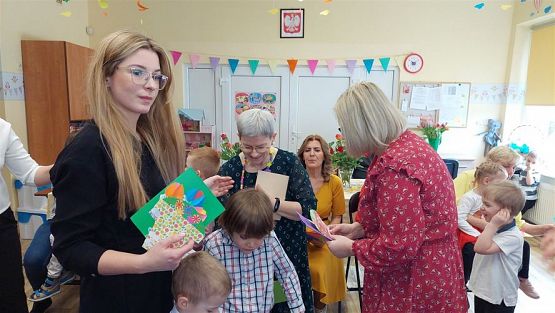 Grafika #62: 08 marca 2023 Dzień Kobiet