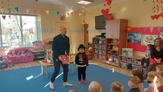 Grafika #14: 28.02.2023 Magia na wesoło - spotkanie z iluzjonistą