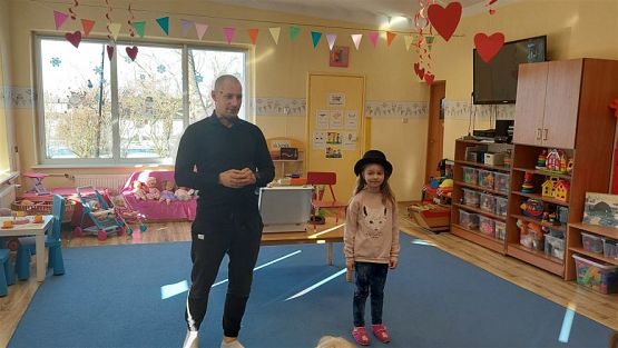 Grafika #32: 28.02.2023 Magia na wesoło - spotkanie z iluzjonistą