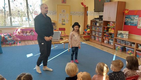 Grafika #34: 28.02.2023 Magia na wesoło - spotkanie z iluzjonistą