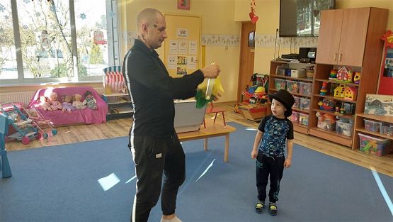 Grafika #37: 28.02.2023 Magia na wesoło - spotkanie z iluzjonistą