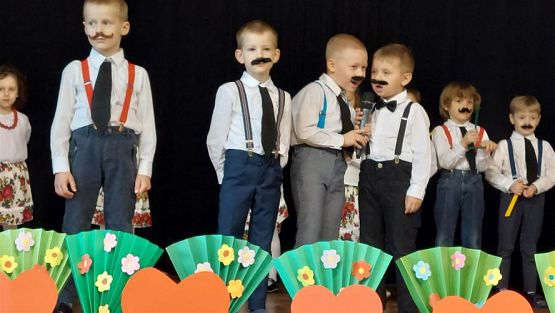 Grafika #40: 21.02.2023 Dzień Babci i Dziadka w GOKiS Wicko cz.I