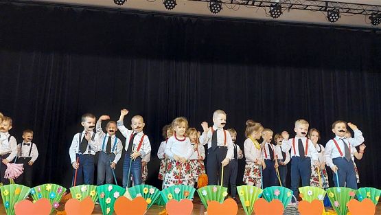 Grafika #57: 21.02.2023 Dzień Babci i Dziadka w GOKiS Wicko cz.I
