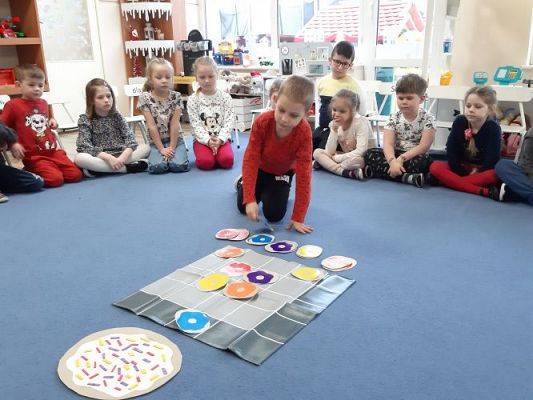 Grafika #5: 16.02.2023 Zajęcia matematyczne gr III