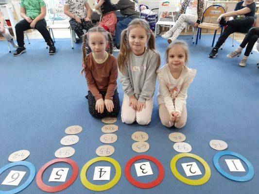 Grafika #23: 16.02.2023 Zajęcia matematyczne gr III